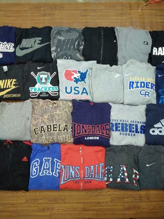 Branded Hoodies 85 PC