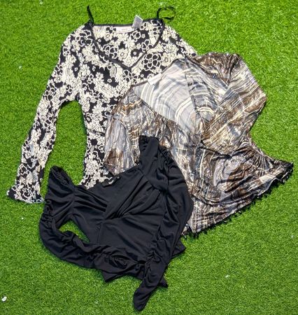 6946 - Blusas Estilo Y2K
