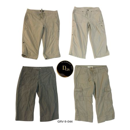 Vintage Y2K Cargo Capri Pants – Women’s Utility Trousers (GRV-9-044)