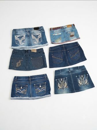 Rhinestone & Embroidered Denim Mini Skirts
(VM-135)