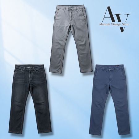 Levis cortrail &  Chino pants