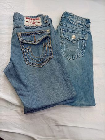 CR12610 Vintage True Religion Men’s Jeans
