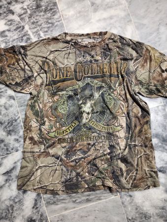 Baumdruck T-Shirts