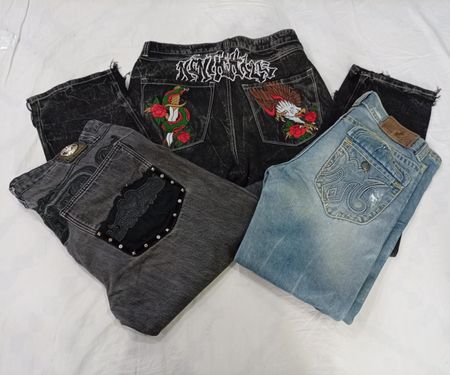 CR10398 Vintage Designer Men’s Jeans Bundle