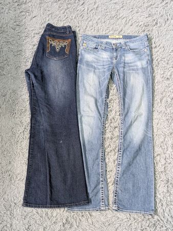 ***Y2K Tops Bordados – Designs Marcantes dos Anos 2000