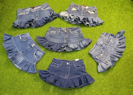 8120 - Jupes en denim mini upcyclées