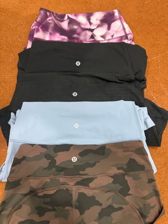 Lululemon レギンス