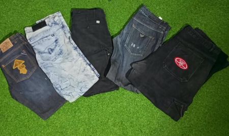 ENYCE AND OTHER MIX BRANDS JEANS (A 247)
