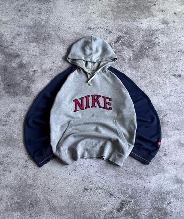 nike vintage sweatshirt