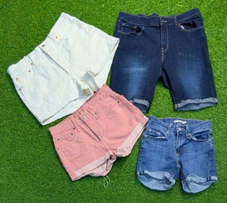 7252 - Levi's Denim Cotton and Jean shorts