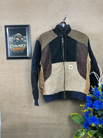 Upcycled Carhartt corduroy hooded jacket 🐒