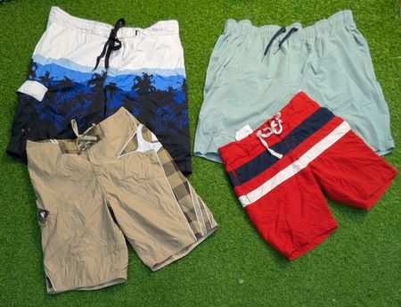 7310 - Nike and Unbranded short