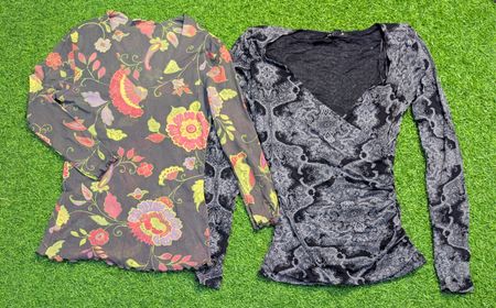 7158 - Y2K Style Blouses
