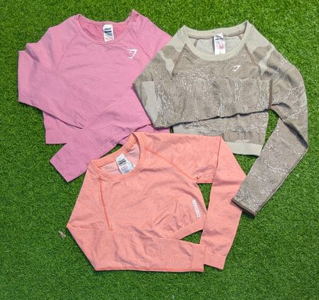 7453 - Gymshark Crop T-Shirt