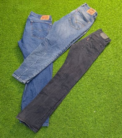 8101 - Levi's Jeans und Baumwollhose