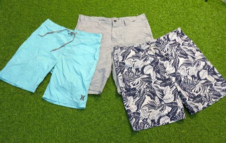 7073 - Surfing Shorts