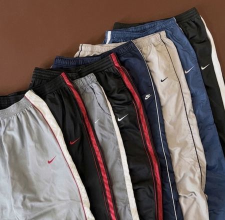 Premium Vintage Nike Baggy Trackpants