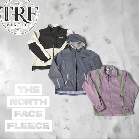 #225 THE NORTH FACE FLEECE JACKET WOMENS