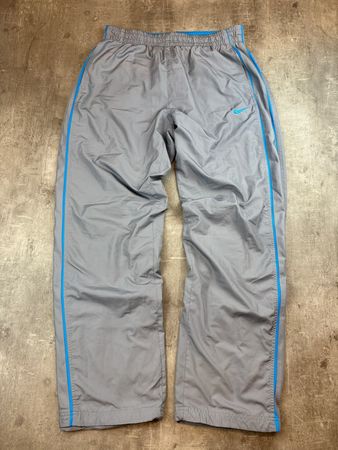 Çlassical ẞaggy Nike Trackpants