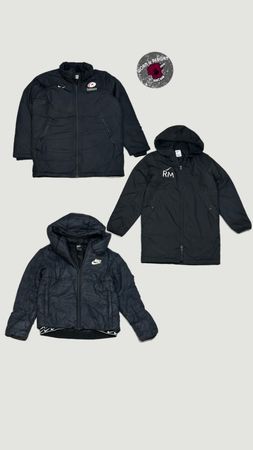 Nike jacket’s WR2224