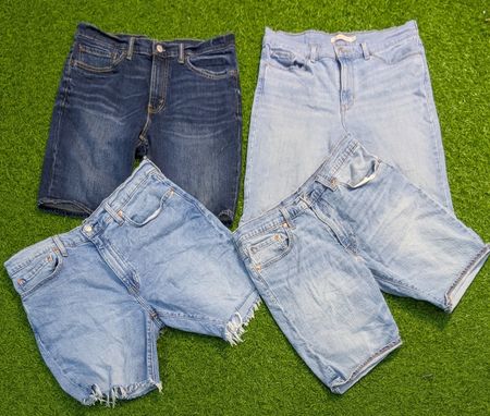 7057 - Levi's Shorts