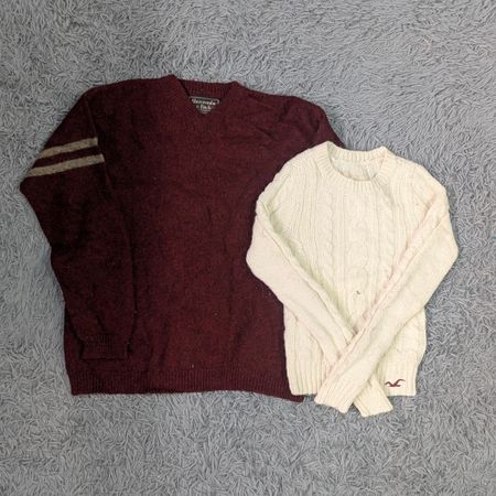 ***Y2K Branded Knitwear – Women’s & Men’s Mixed Styles