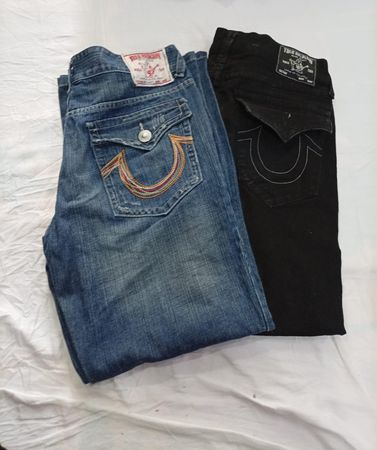 CR12704 Vintage True Religion Men’s Jeans