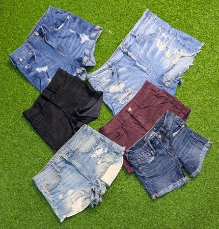 7102 - American Eagle et Aeropostale Short