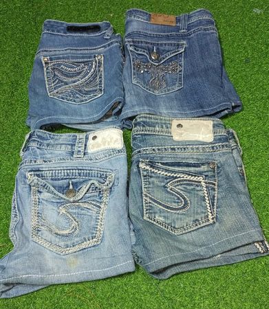 SILVER JEANS CO. ,VANITY MINI SHORTS (C 453)
