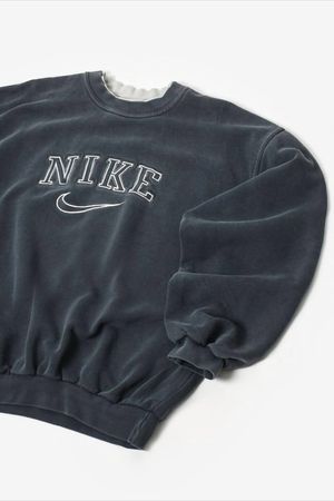Premium vintage reseller lots sweatshirt