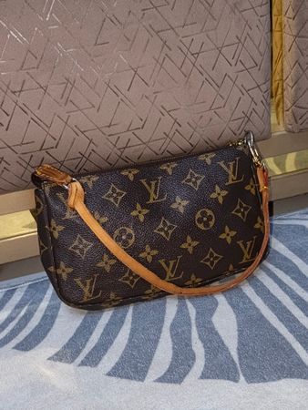Handverlesene Lv fendi