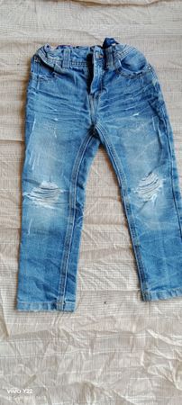 Kids Branded Mixed Denim Jeans Lot - 31 Pcs Total (5 & 10 Pcs MOQ, Ages 3-7 Yrs)