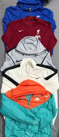 Nike mix bale.