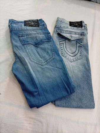 CR11802 Vintage True Religion Herrenjeans