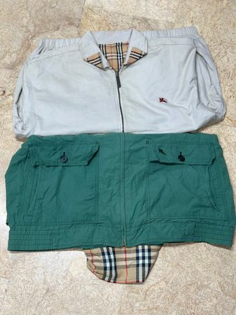 Burberry kurze Jacke 3 Stück Klasse A. 5 Stück. Klasse B