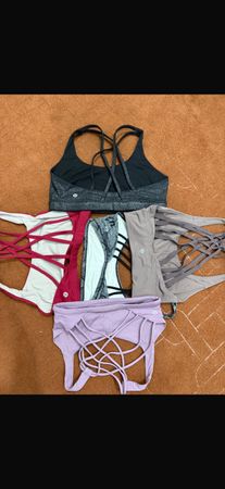 Lululemon sport bras no craked logo perfect logo