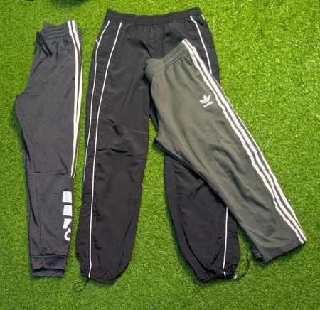 6764 - Adidas, Calças Nike