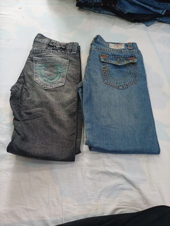 CR11349 Vintage True Religion Men’s Jeans