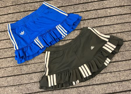 Upcycled Adidas & Nike Mini Rüschenschürzen