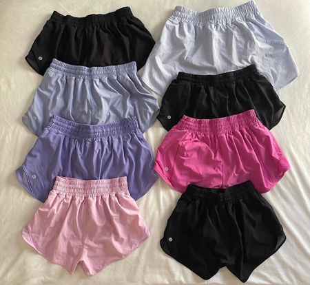 Lululemon mix short. Grade A 23pcs. Grade B 1pcs