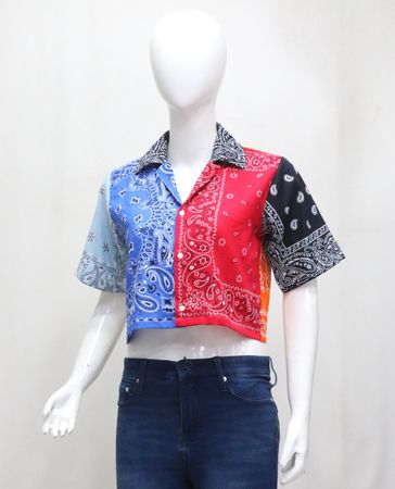 CR2027 UPCYCLED BANDANA PATCHWORK CROPPED SHIRT