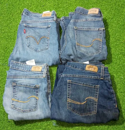 LEVI’S JEANS (B 131)