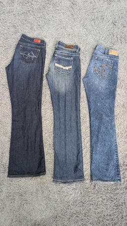 ***Y2K Retro Flare Jeans – Embroidered Fashion Mix