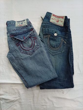CR12517 Vintage True Religion Men’s Jeans